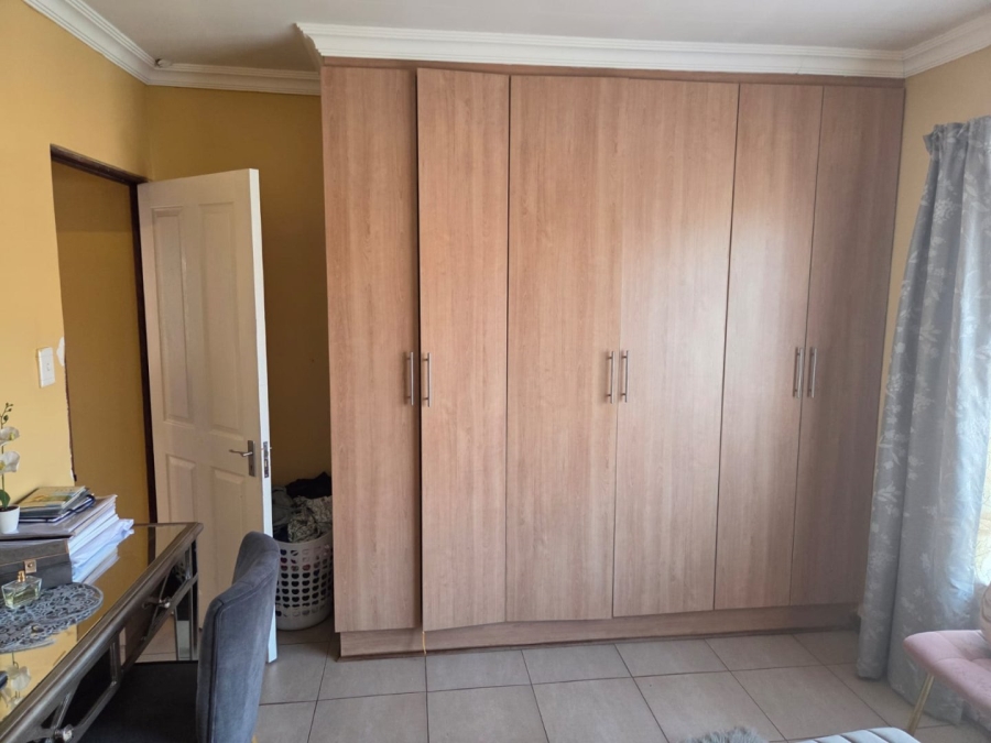2 Bedroom Property for Sale in Pellissier Free State